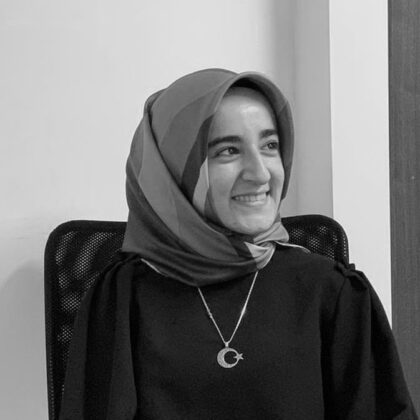 Büşra Gür